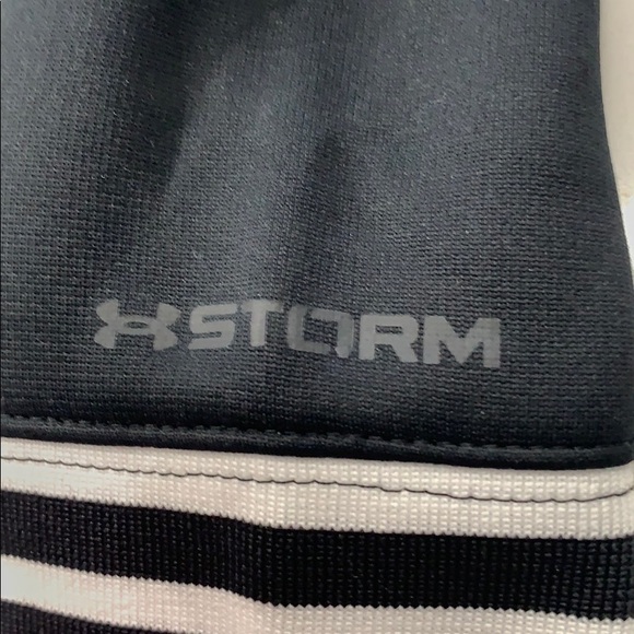 Under Armour Girls Cold Gear Loose Jacket - Picture 3 of 5